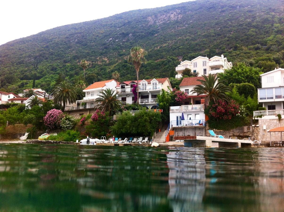 Apartment "I Love Njivice" Herceg Novi Buitenkant foto