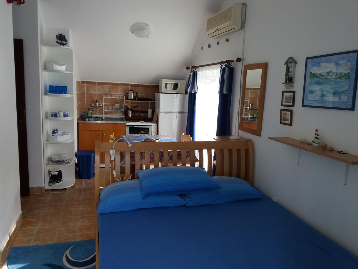 Apartment "I Love Njivice" Herceg Novi Buitenkant foto