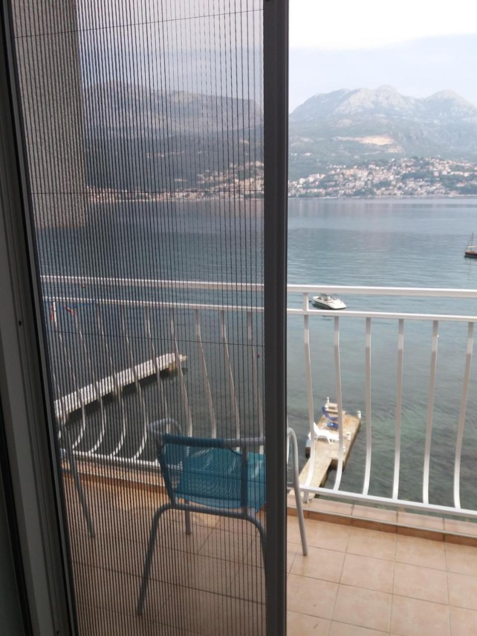 Apartment "I Love Njivice" Herceg Novi Buitenkant foto